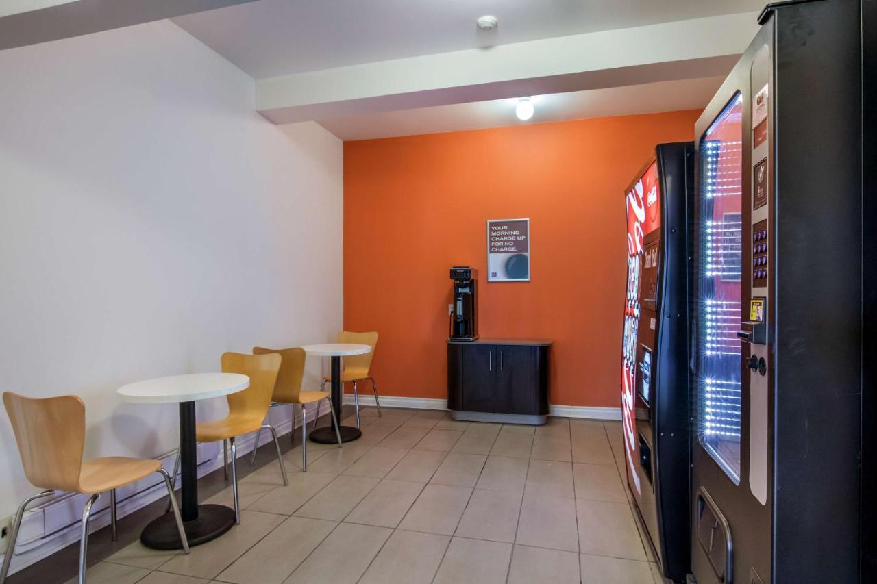 Motel 6-Sudbury, On Luaran gambar